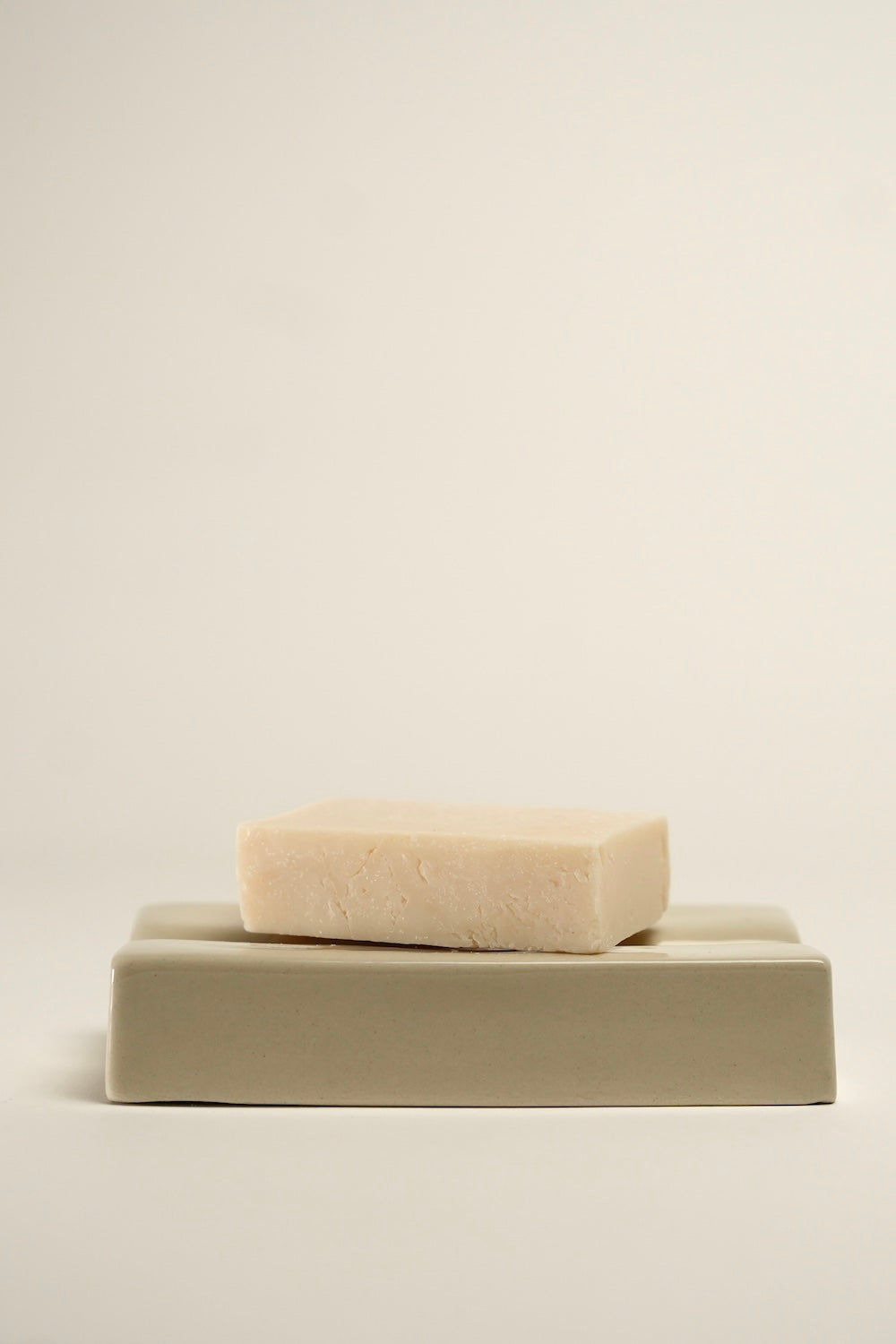 Soap dish + Aleppo Soap (Bay) 70g