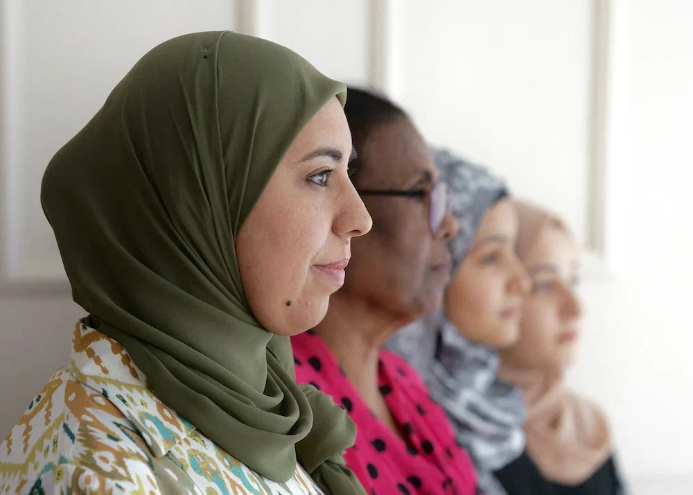 As mãos que moldam a AMAL