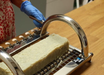 Cuidar da tua pele é coisa séria — e nós levamos isso a sério